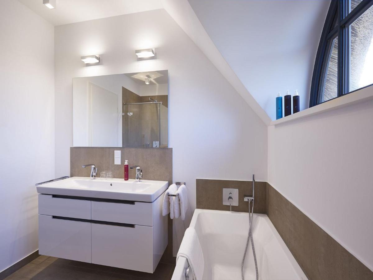 Reetland Am Meer - Premium Reetdachvilla Mit 3 Schlafzimmern, Sauna Und Kamin F07 Dranske Zewnętrze zdjęcie