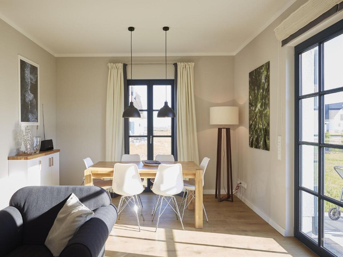 Reetland Am Meer - Premium Reetdachvilla Mit 3 Schlafzimmern, Sauna Und Kamin F07 Dranske Zewnętrze zdjęcie